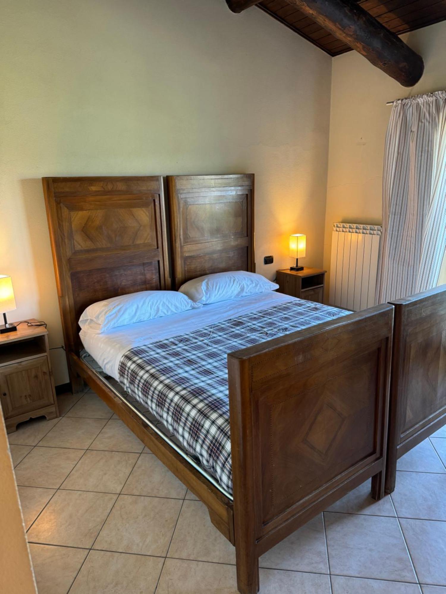 Agriturismo Fattoria Gaggio Lomnago Exterior foto