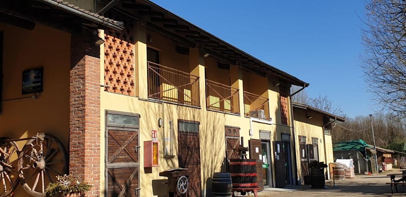 Agriturismo Fattoria Gaggio Lomnago Exterior foto